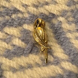 Vintage Gold Toned Parrot with Black Enamel Eye